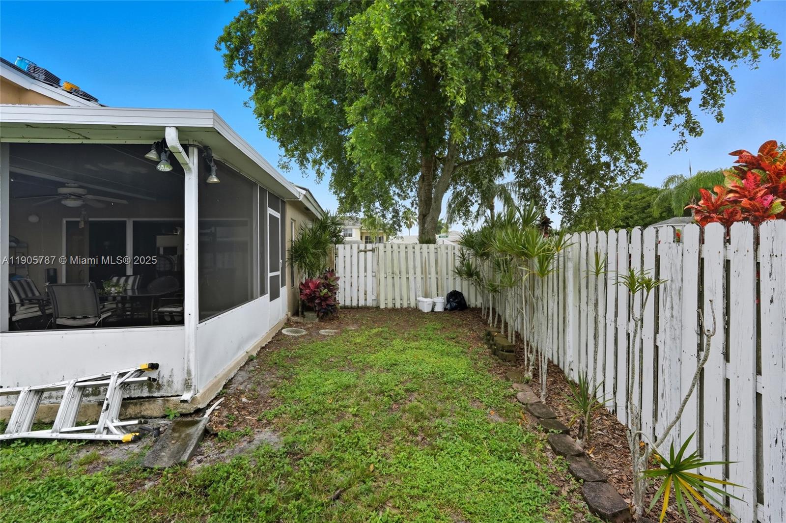 WINSTON PARK SECTION ONE - Residential