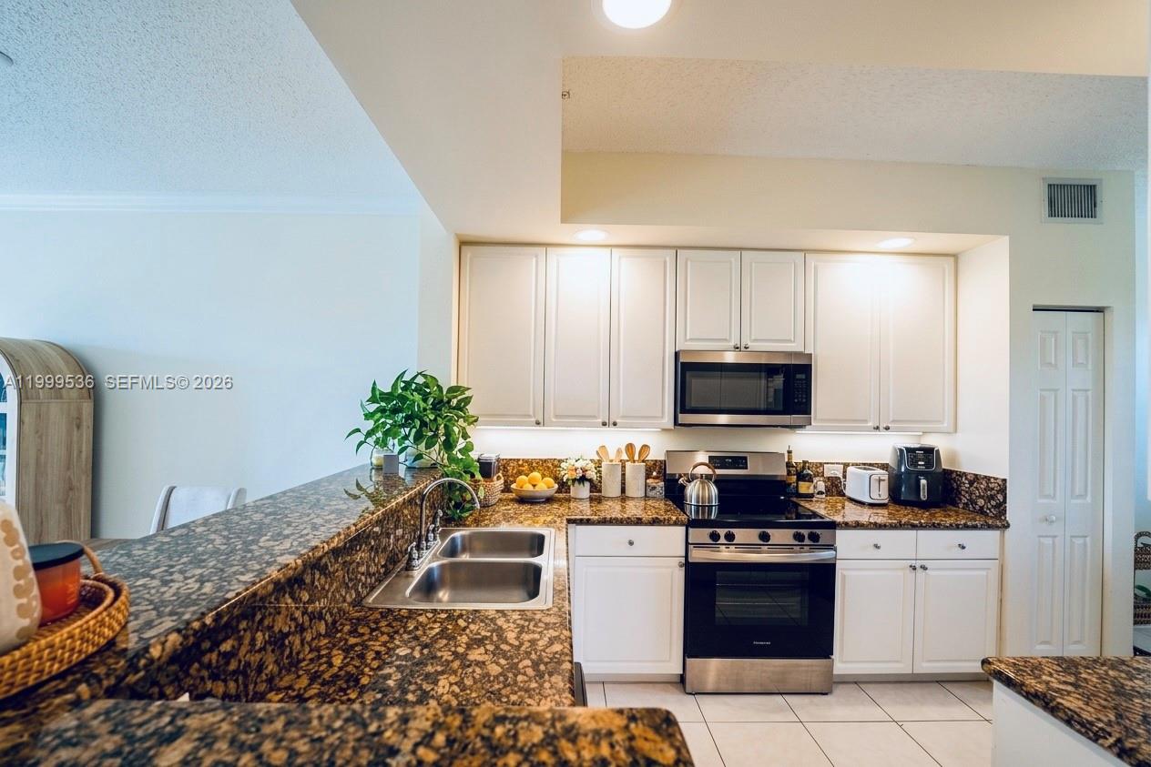 CARIBBEAN AT BOCA BAYOU C - Residential