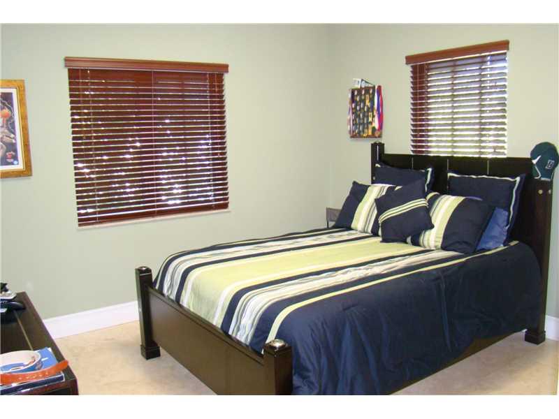 CORAL GABLES GRANADA SEC - Residential