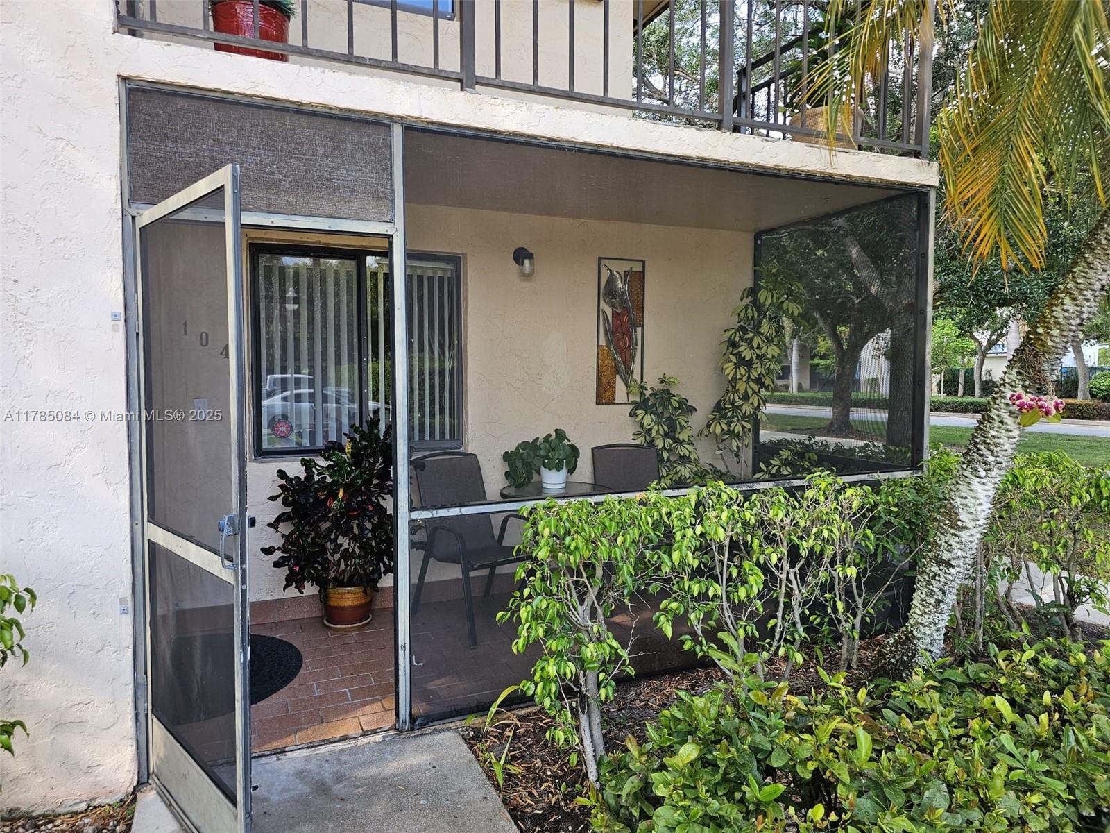 search properties 1 357 Lakeview Dr 104