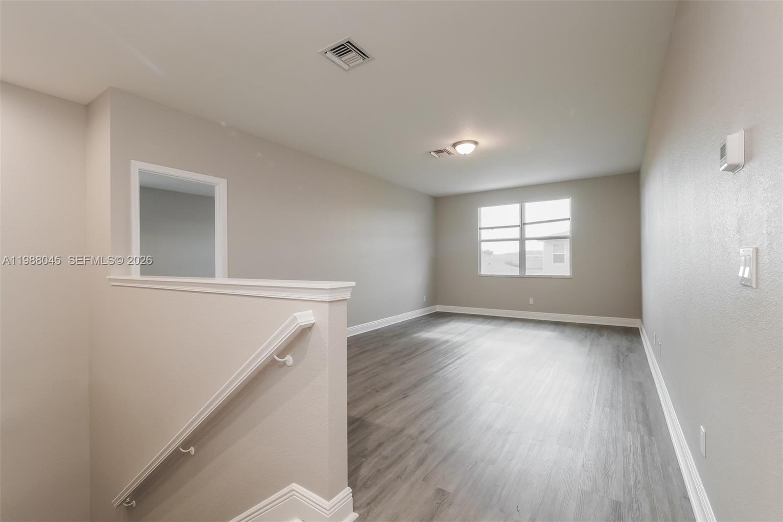 VIZCAYA FALLS PLAT 1 - Residential Lease