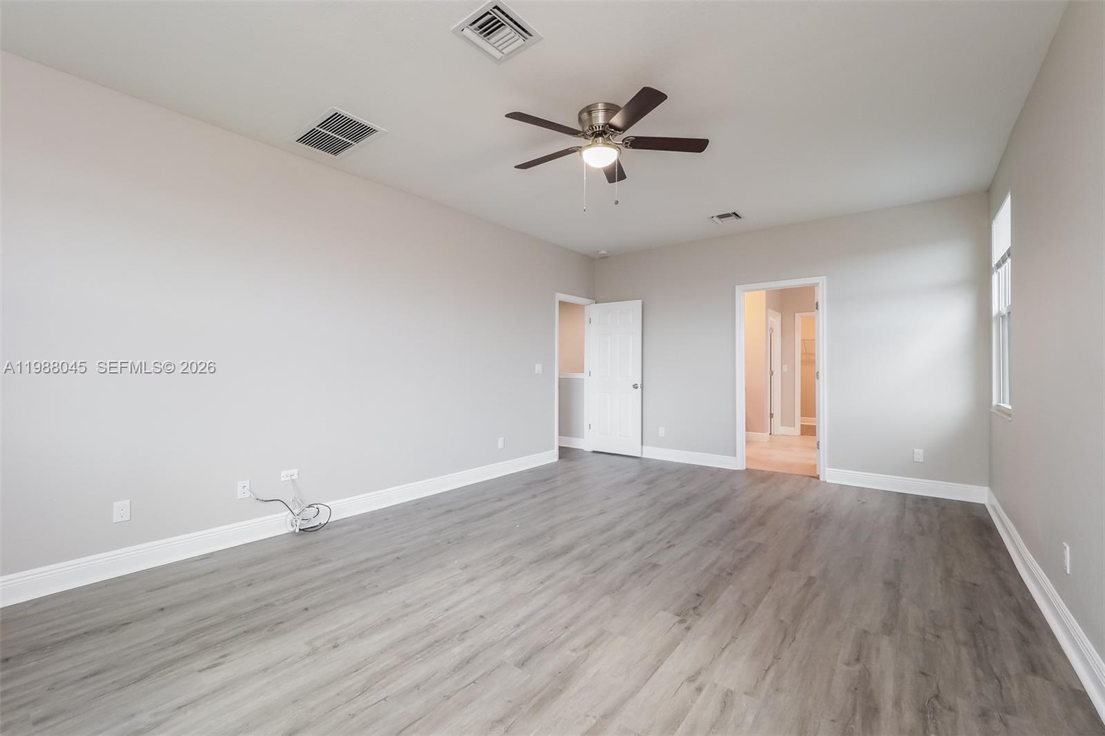 VIZCAYA FALLS PLAT 1 - Residential Lease