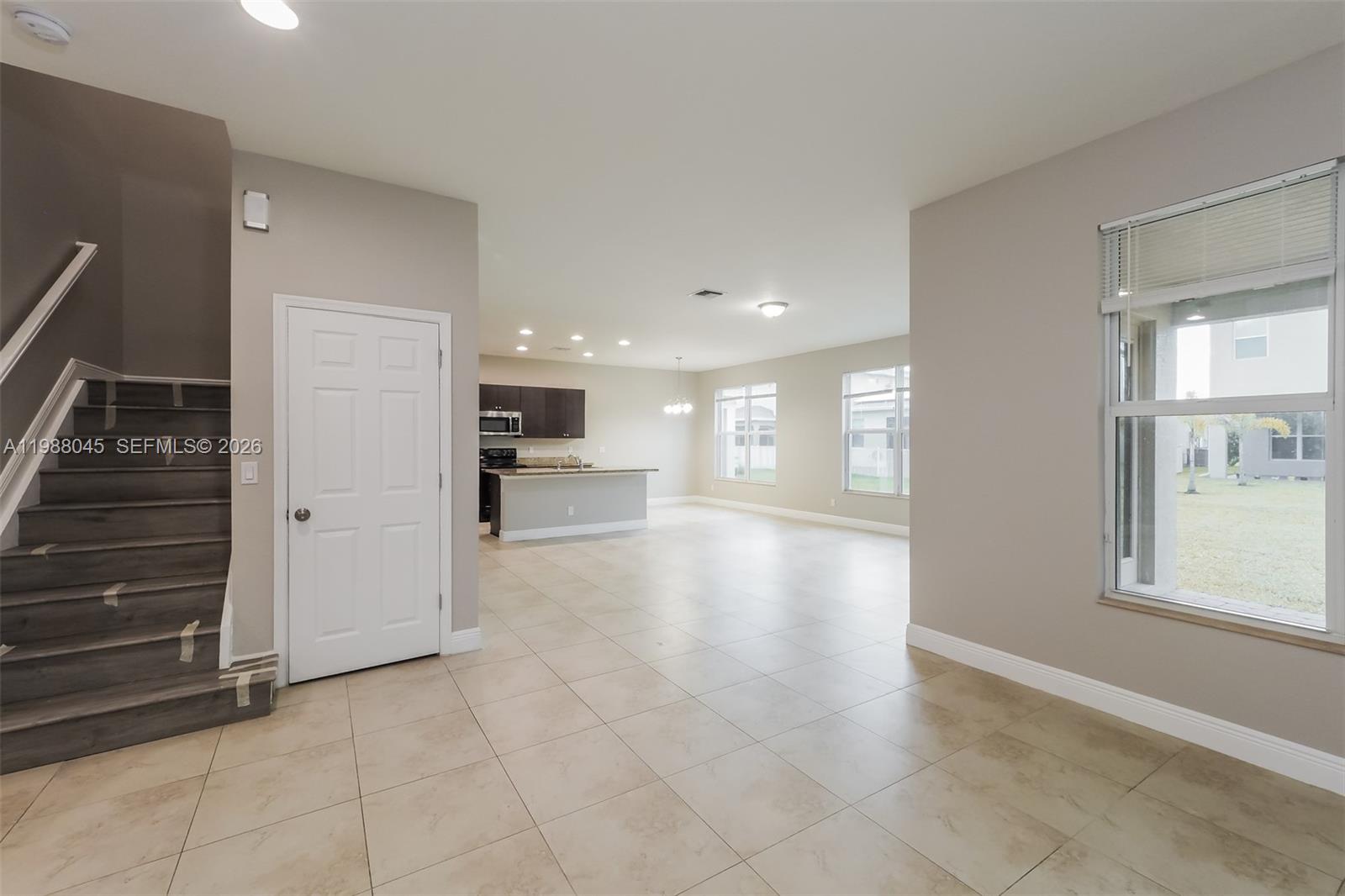 VIZCAYA FALLS PLAT 1 - Residential Lease