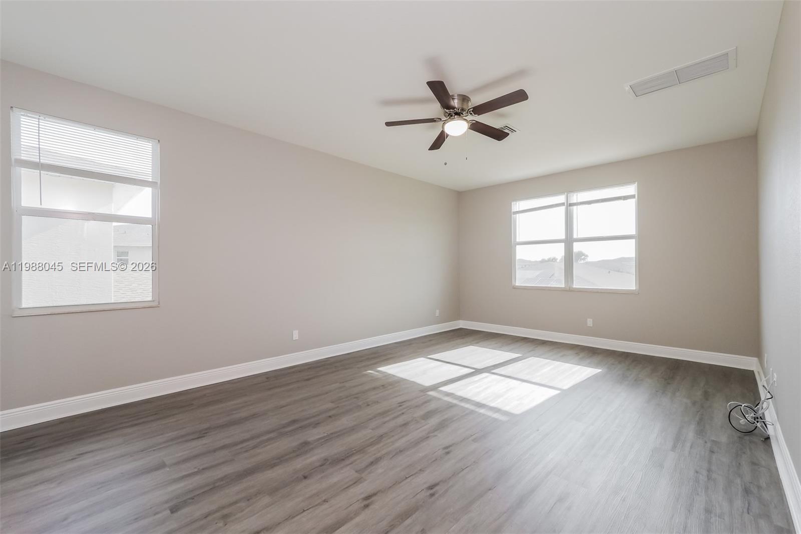 VIZCAYA FALLS PLAT 1 - Residential Lease