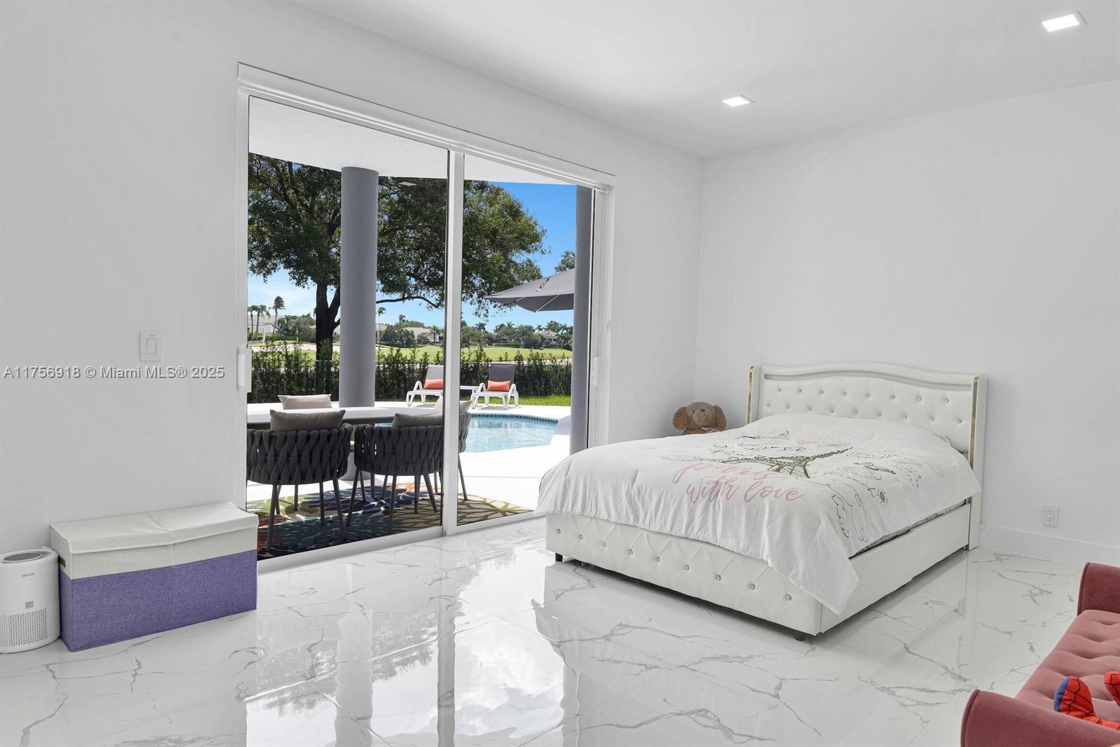 GRAND OAKS OF ARVIDA COUN - Residential