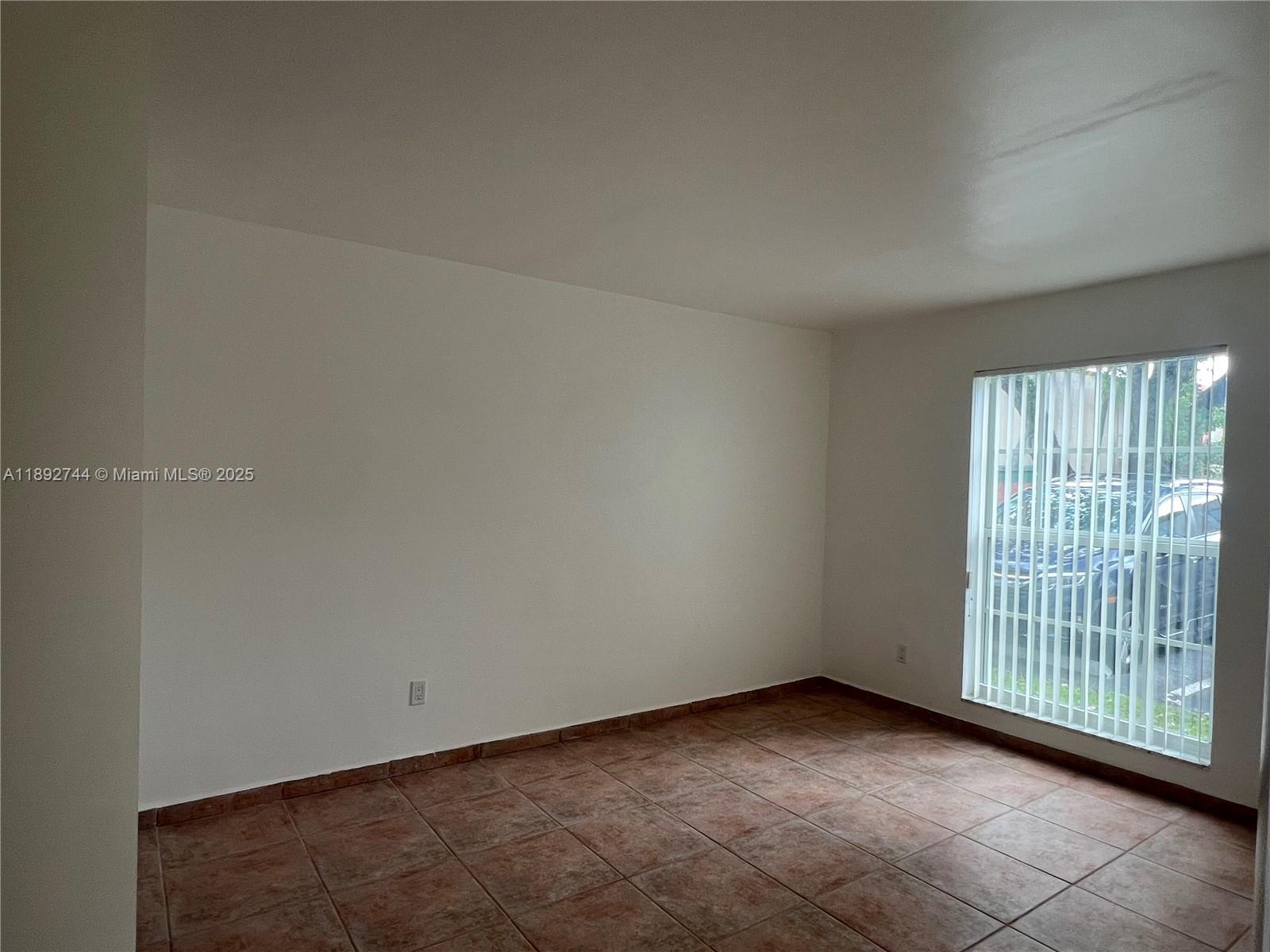 SPANISH TRACE CONDO - Residential Lease