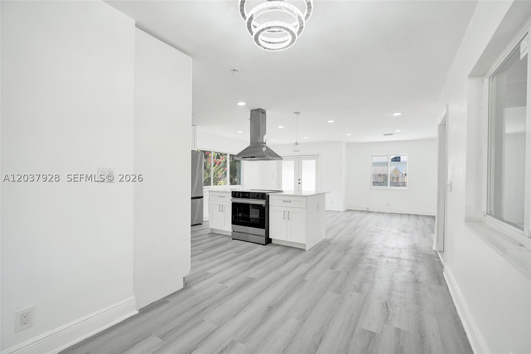 2343 NW 28th St