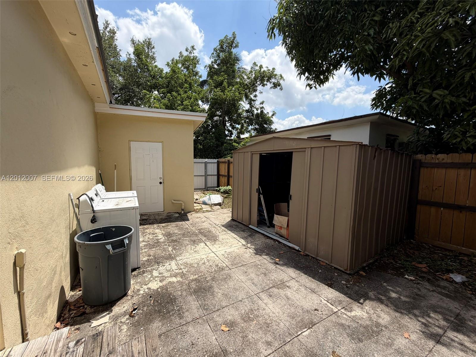 HOLLYWOOD HEIGHTS ESTATES - Residential