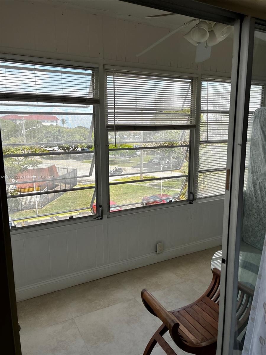 CASTLE APARTMENTS 16 COND - Residential