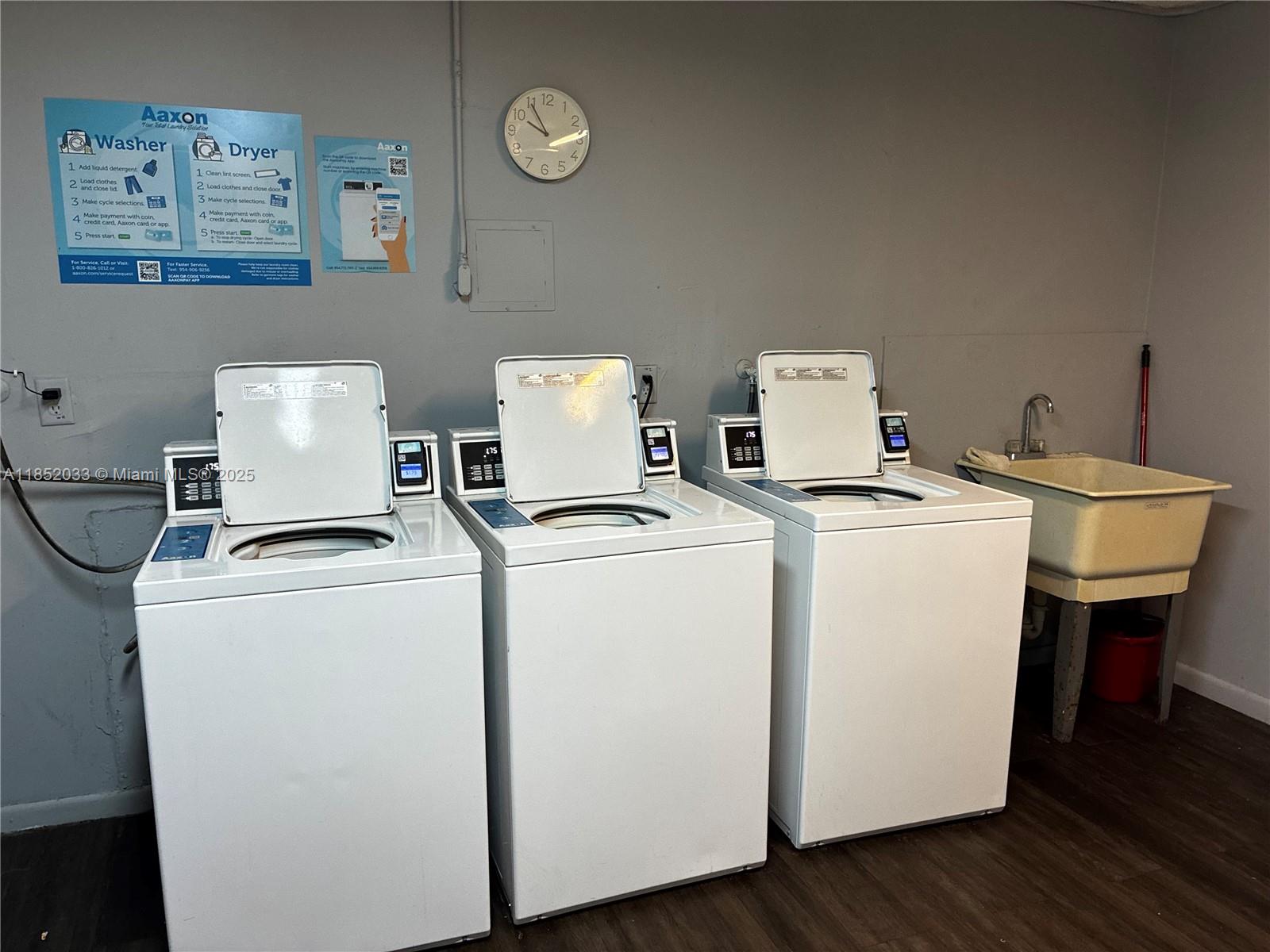 CASTLE APARTMENTS 16 COND - Residential