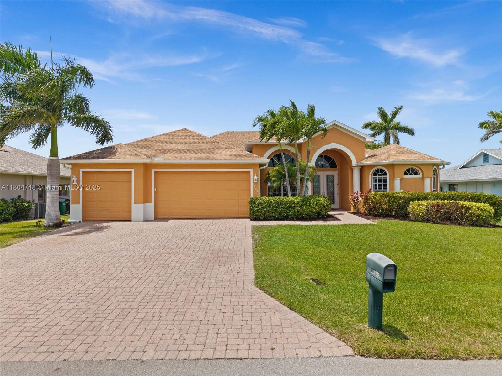 1702 Se 6th Ave, Cape Coral, Lee County, Florida - 4 Bedrooms  
4 Bathrooms - 