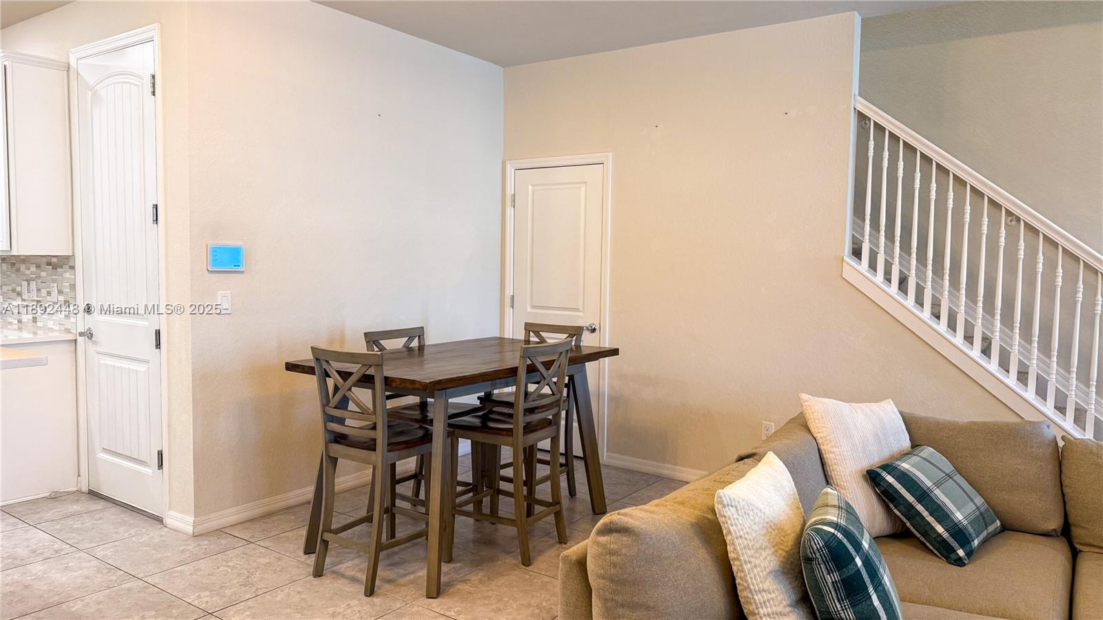 HILLCREST COUNTRY CLUB SO - Residential