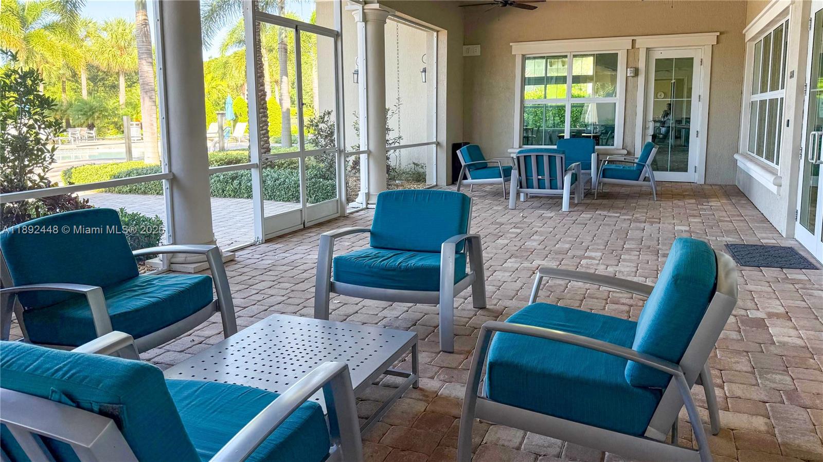 HILLCREST COUNTRY CLUB SO - Residential