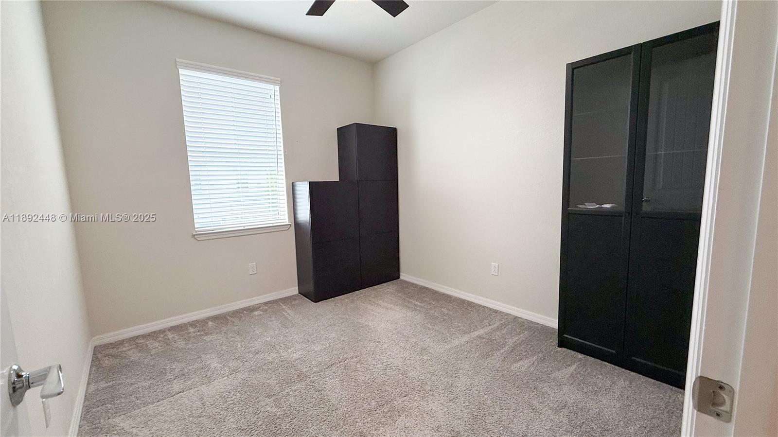 HILLCREST COUNTRY CLUB SO - Residential