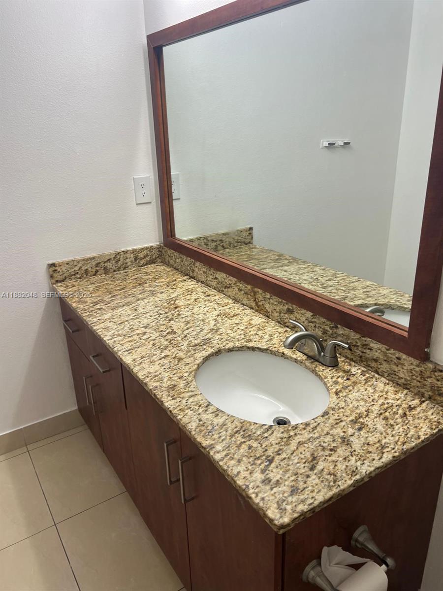 MARQUESA CONDO - Residential