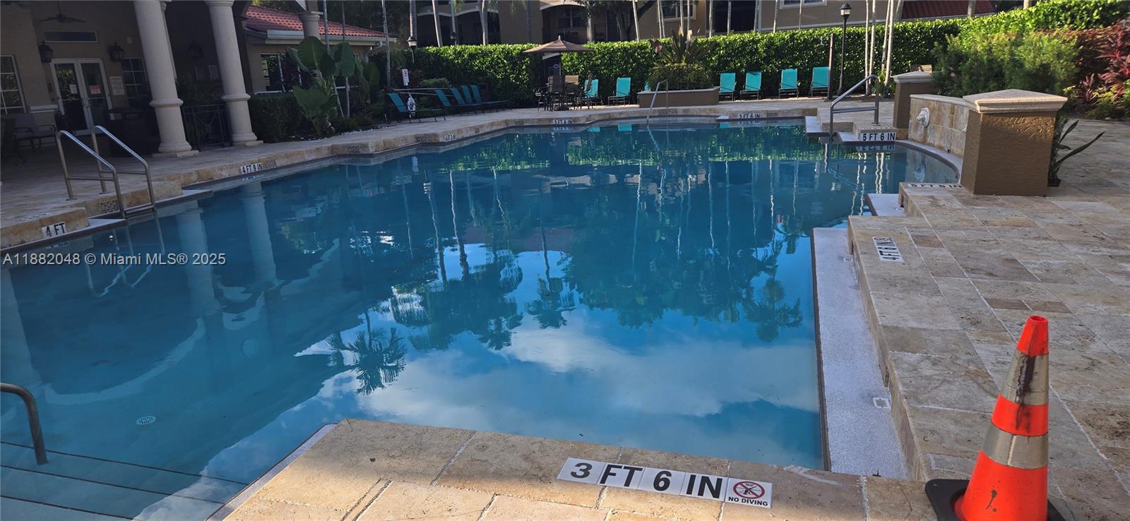 MARQUESA CONDO - Residential