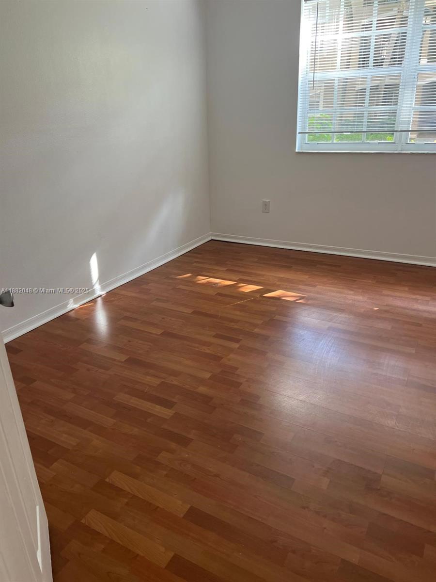 MARQUESA CONDO - Residential