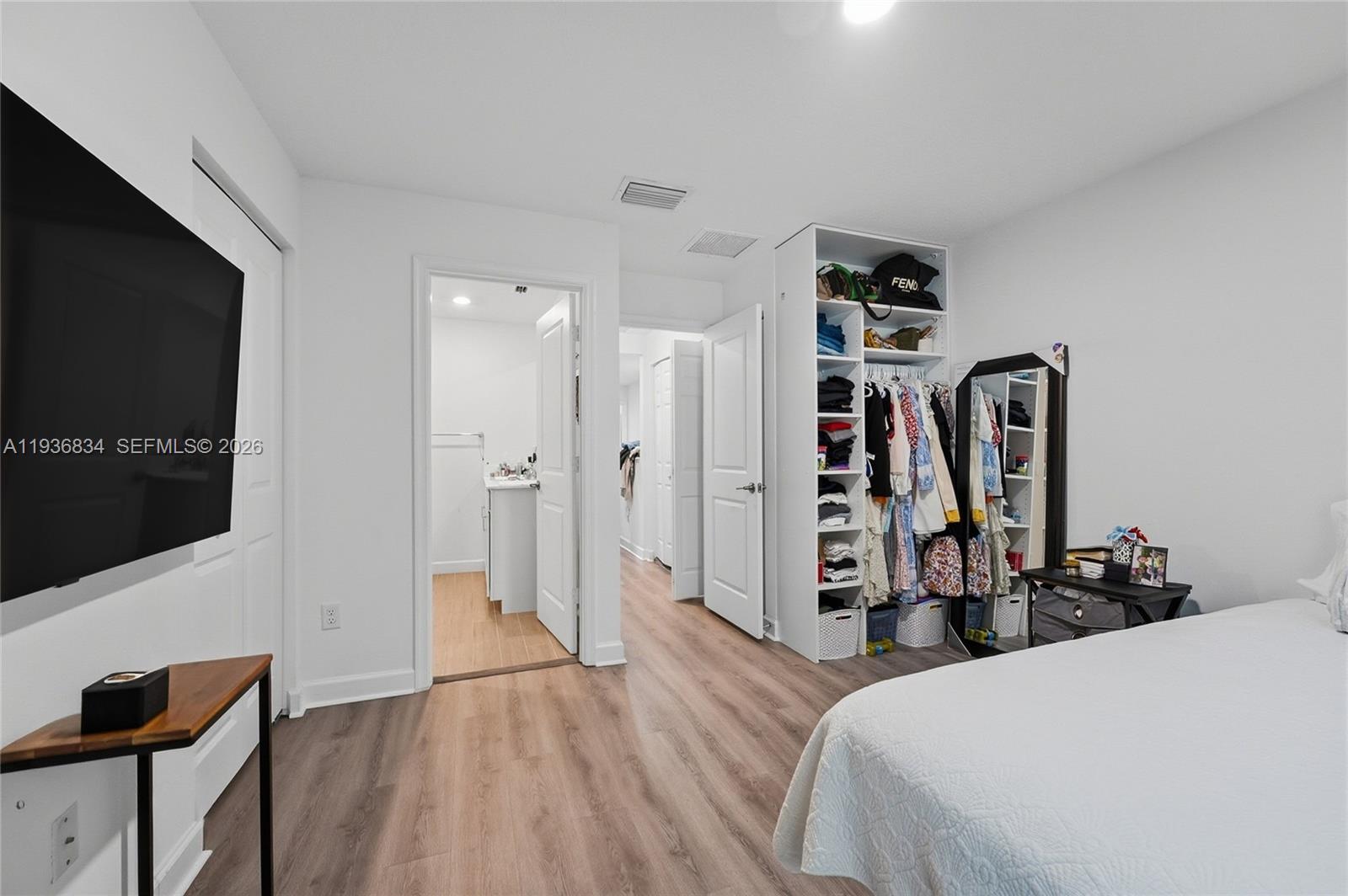 MEDITERRANEA - Residential