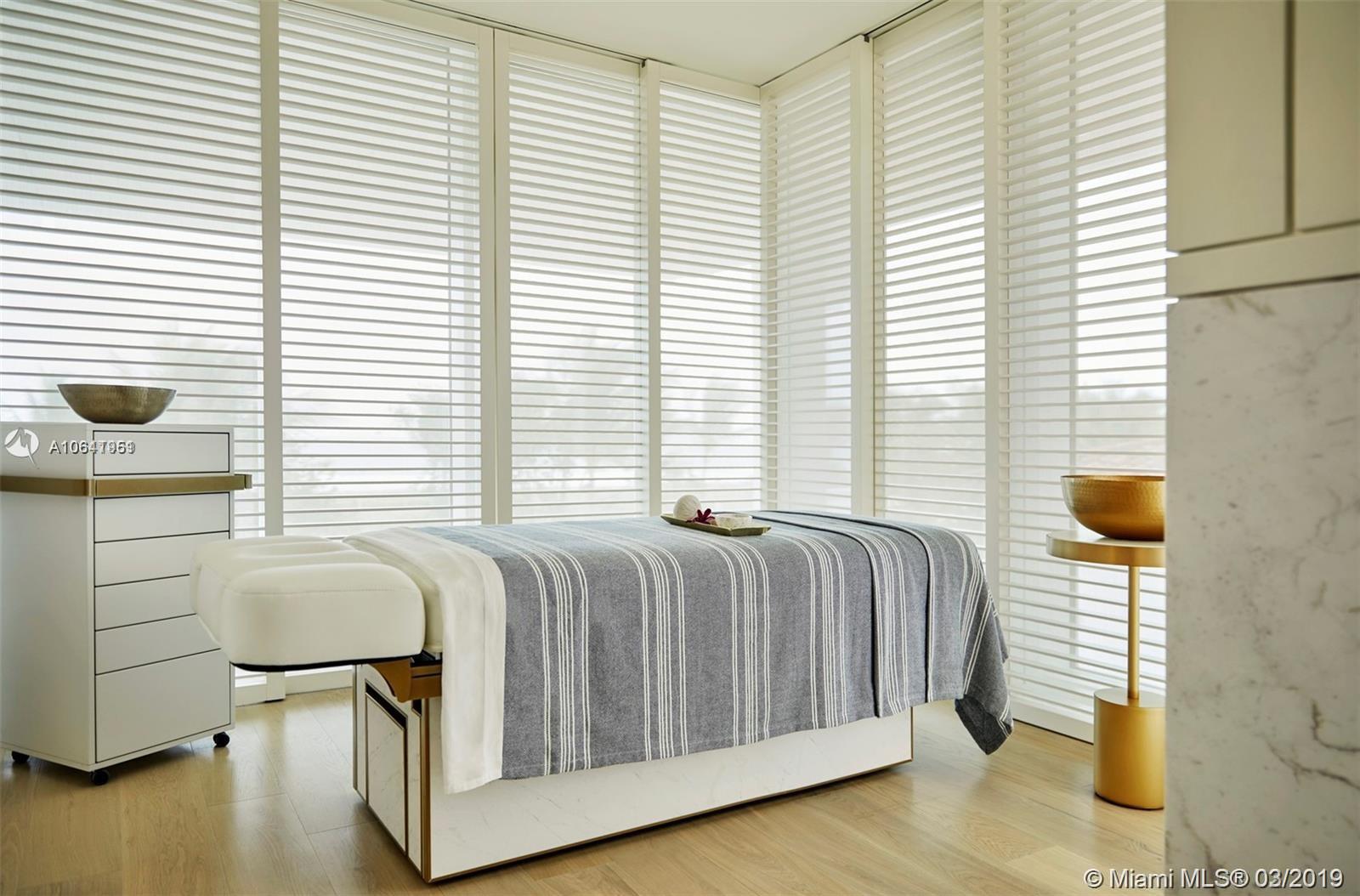 SURF CLUB CONDO - Residential