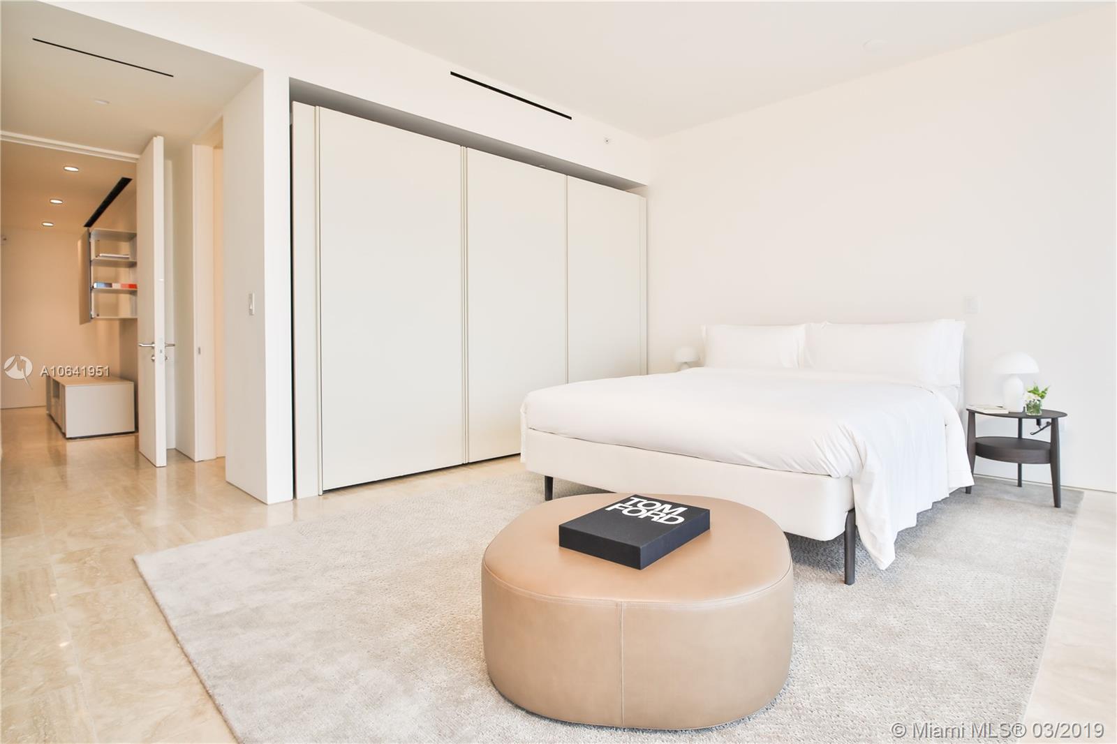 SURF CLUB CONDO - Residential