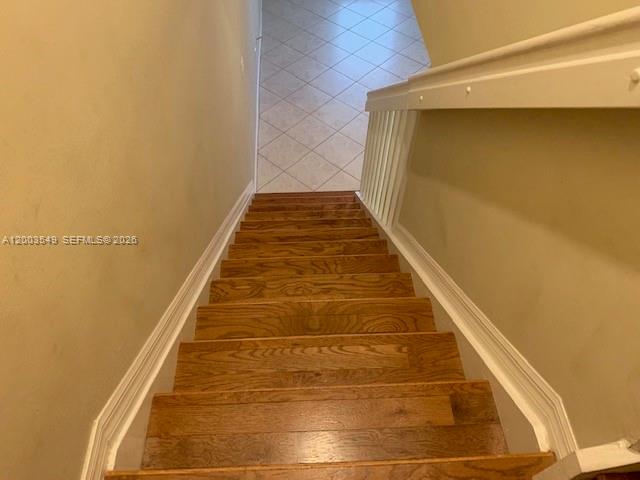 VILLAS AT HARBOR ISLES CO - Residential Lease