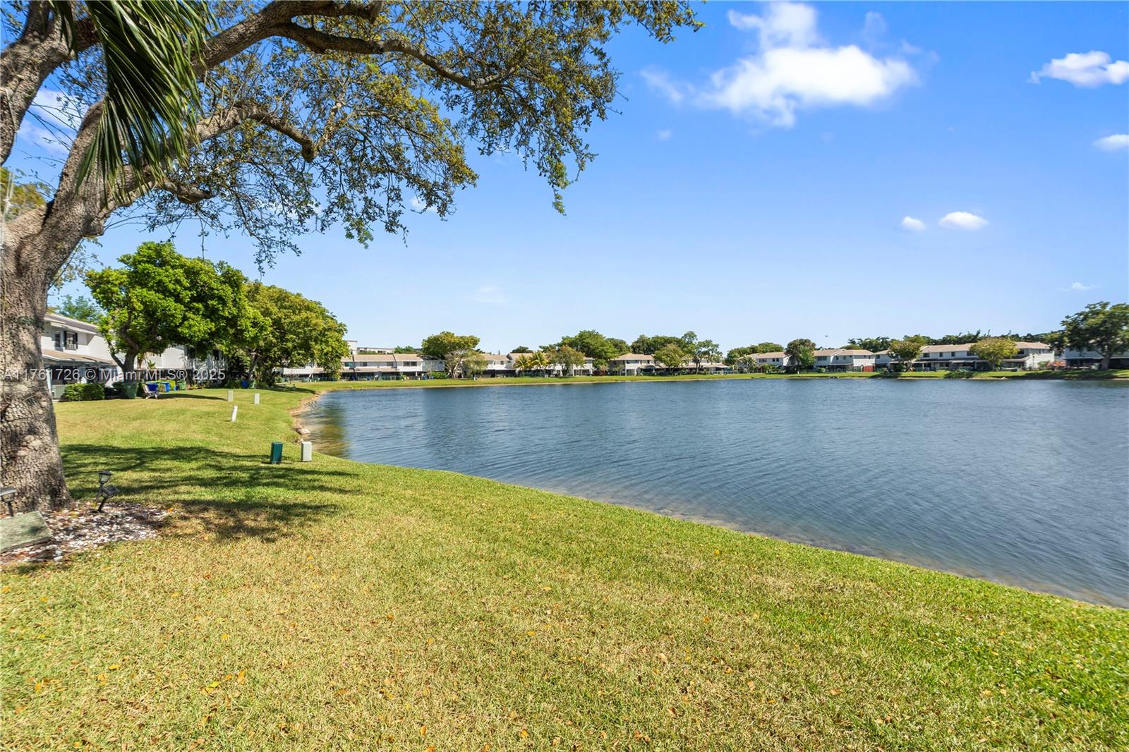 Property for Sale at 10500 Nw 6th St 10500, Pembroke Pines, Miami-Dade County, Florida - Bedrooms: 2 
Bathrooms: 3  - $399,900