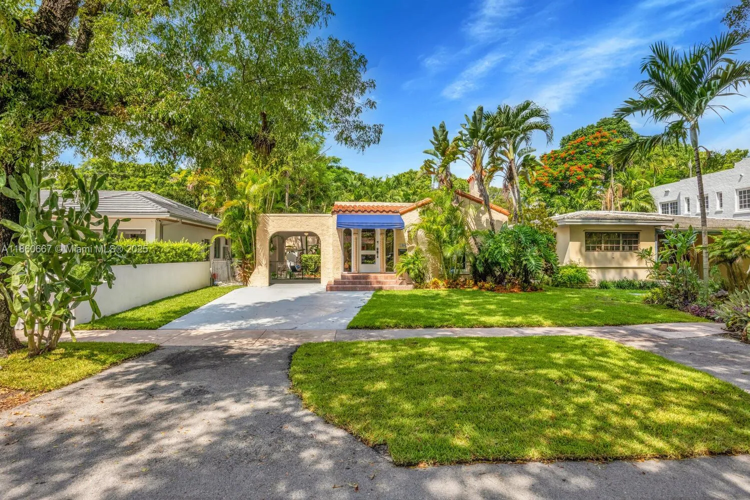 Coral Gables, Florida 33134, United States, 3 Bedrooms Bedrooms, ,2 BathroomsBathrooms,Residential,Active,197951