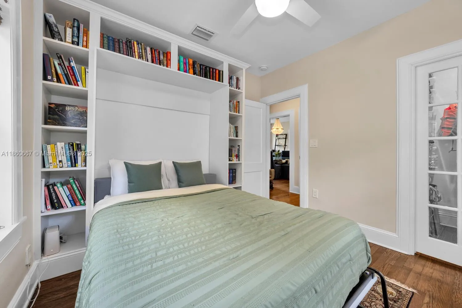 Coral Gables, Florida 33134, United States, 3 Bedrooms Bedrooms, ,2 BathroomsBathrooms,Residential,Active,197951