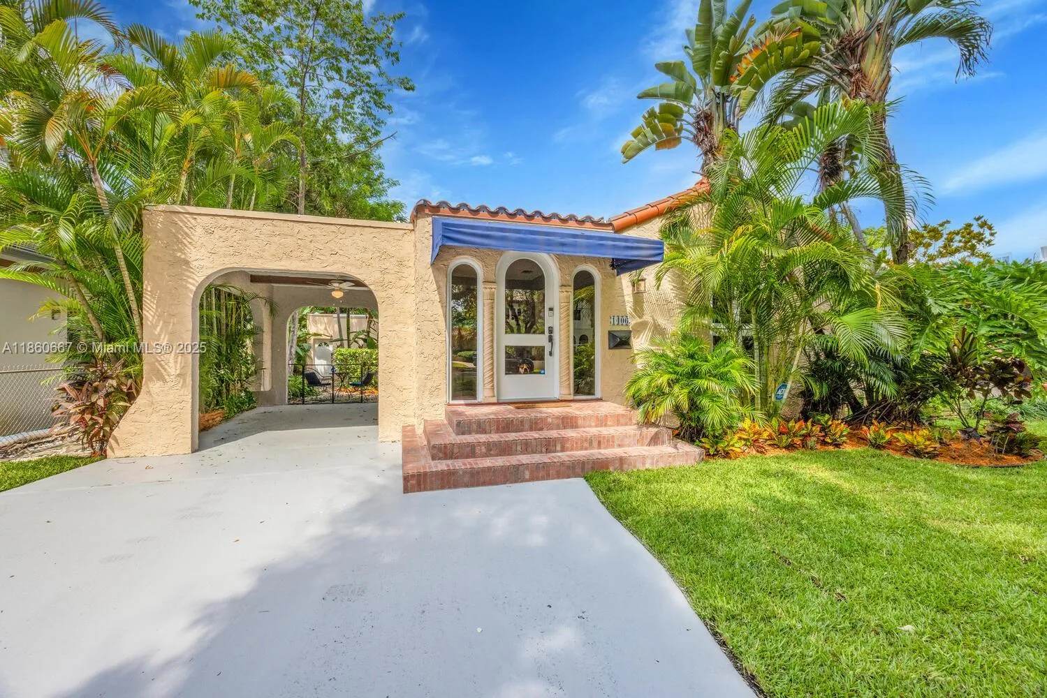 Coral Gables, Florida 33134, United States, 3 Bedrooms Bedrooms, ,2 BathroomsBathrooms,Residential,Active,197951