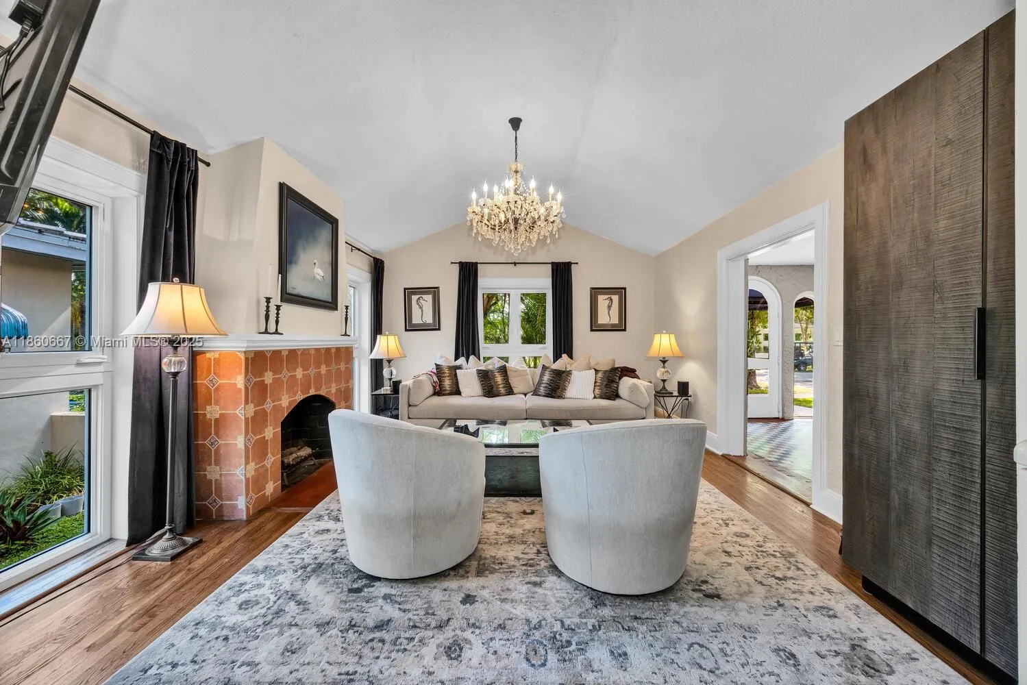 Coral Gables, Florida 33134, United States, 3 Bedrooms Bedrooms, ,2 BathroomsBathrooms,Residential,Active,197951