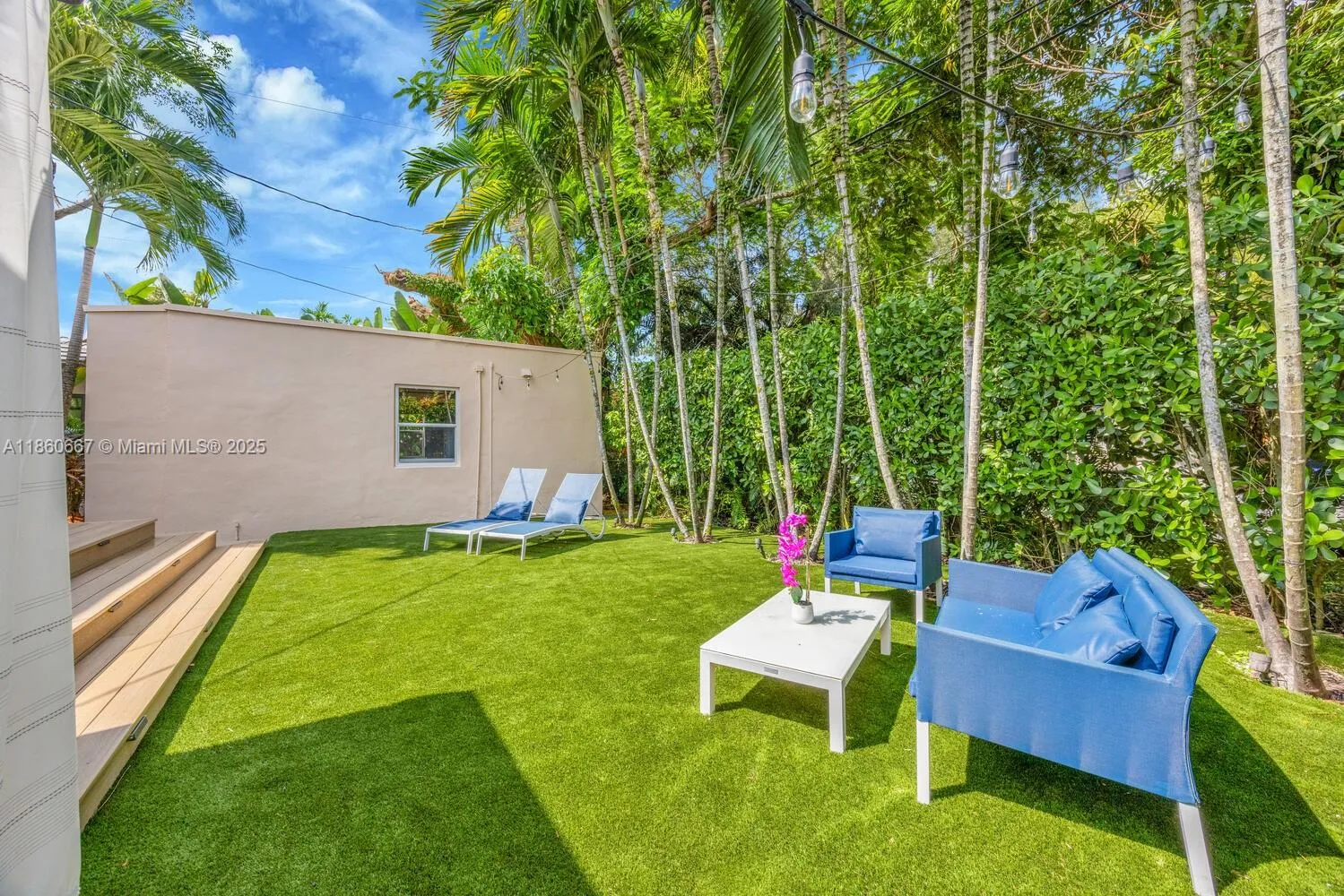 Coral Gables, Florida 33134, United States, 3 Bedrooms Bedrooms, ,2 BathroomsBathrooms,Residential,Active,197951