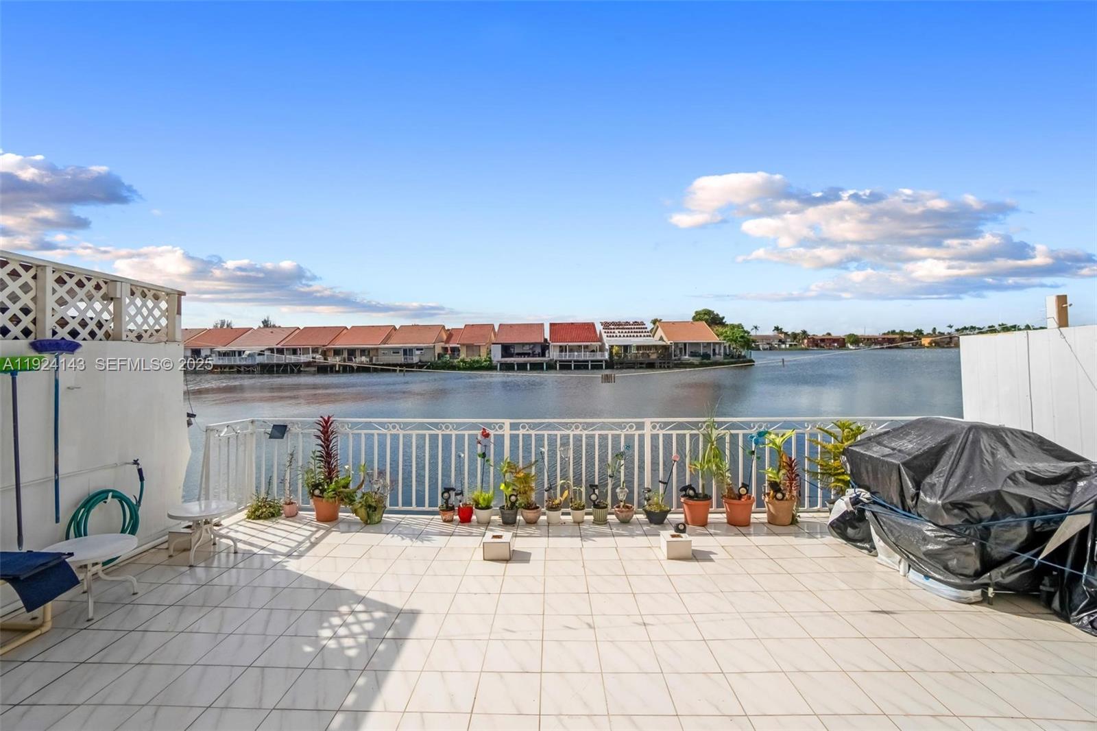 VISTA ALEGRE TOWNHOMES CO - Residential