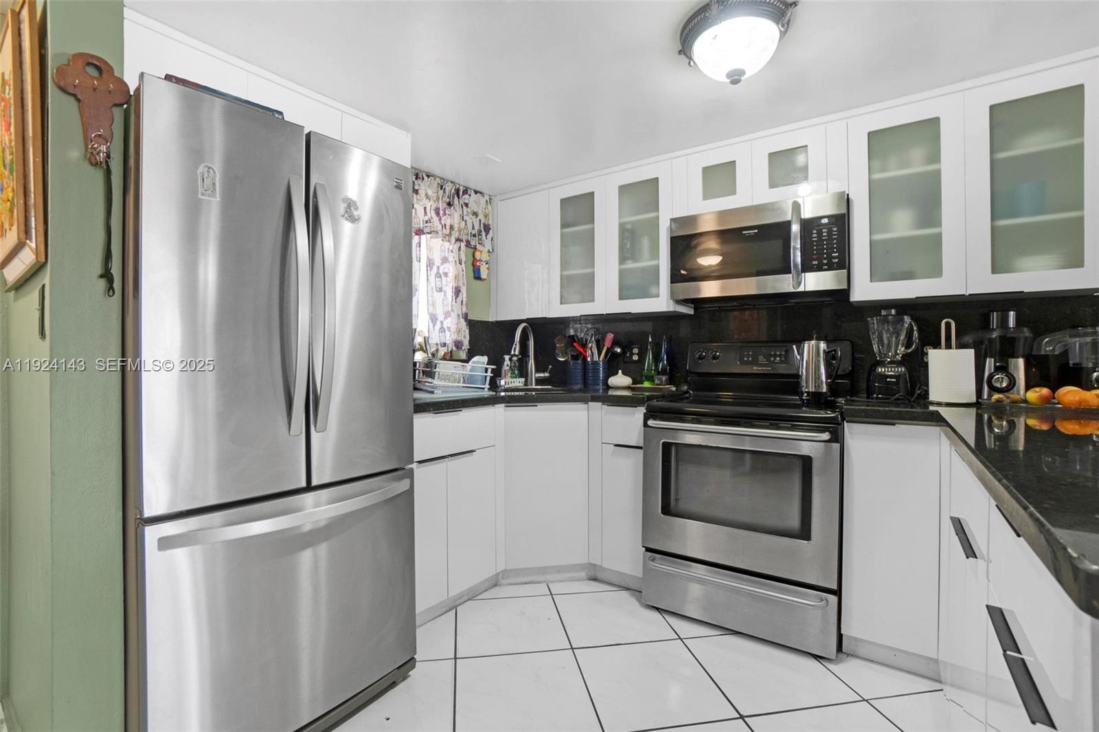 VISTA ALEGRE TOWNHOMES CO - Residential