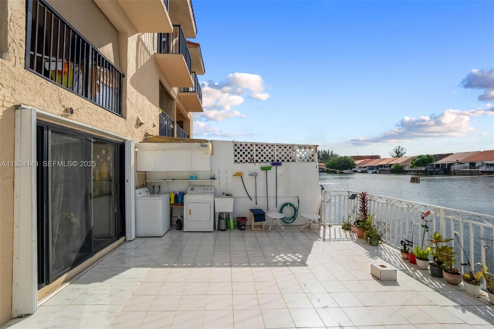 VISTA ALEGRE TOWNHOMES CO - Residential