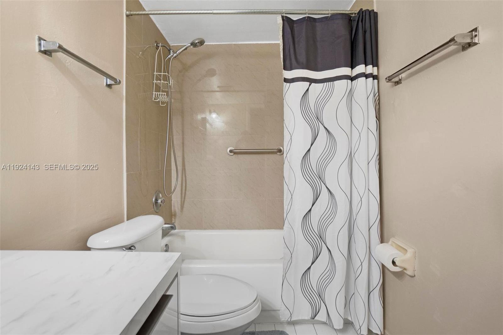 VISTA ALEGRE TOWNHOMES CO - Residential