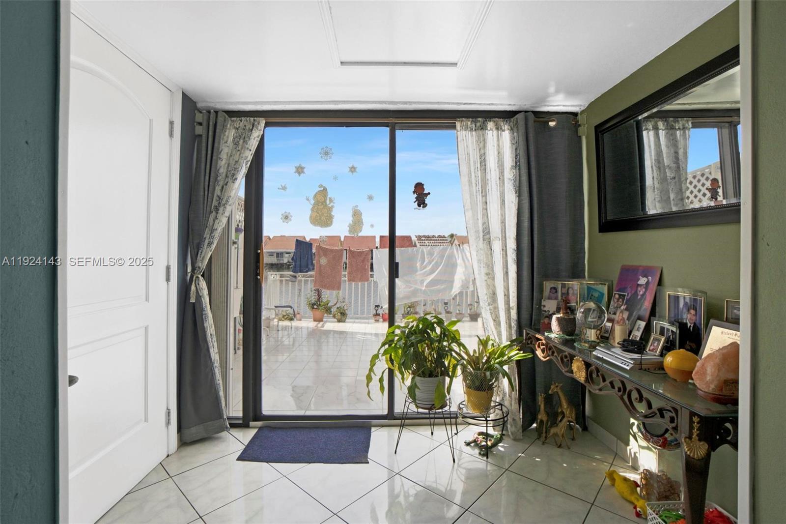 VISTA ALEGRE TOWNHOMES CO - Residential