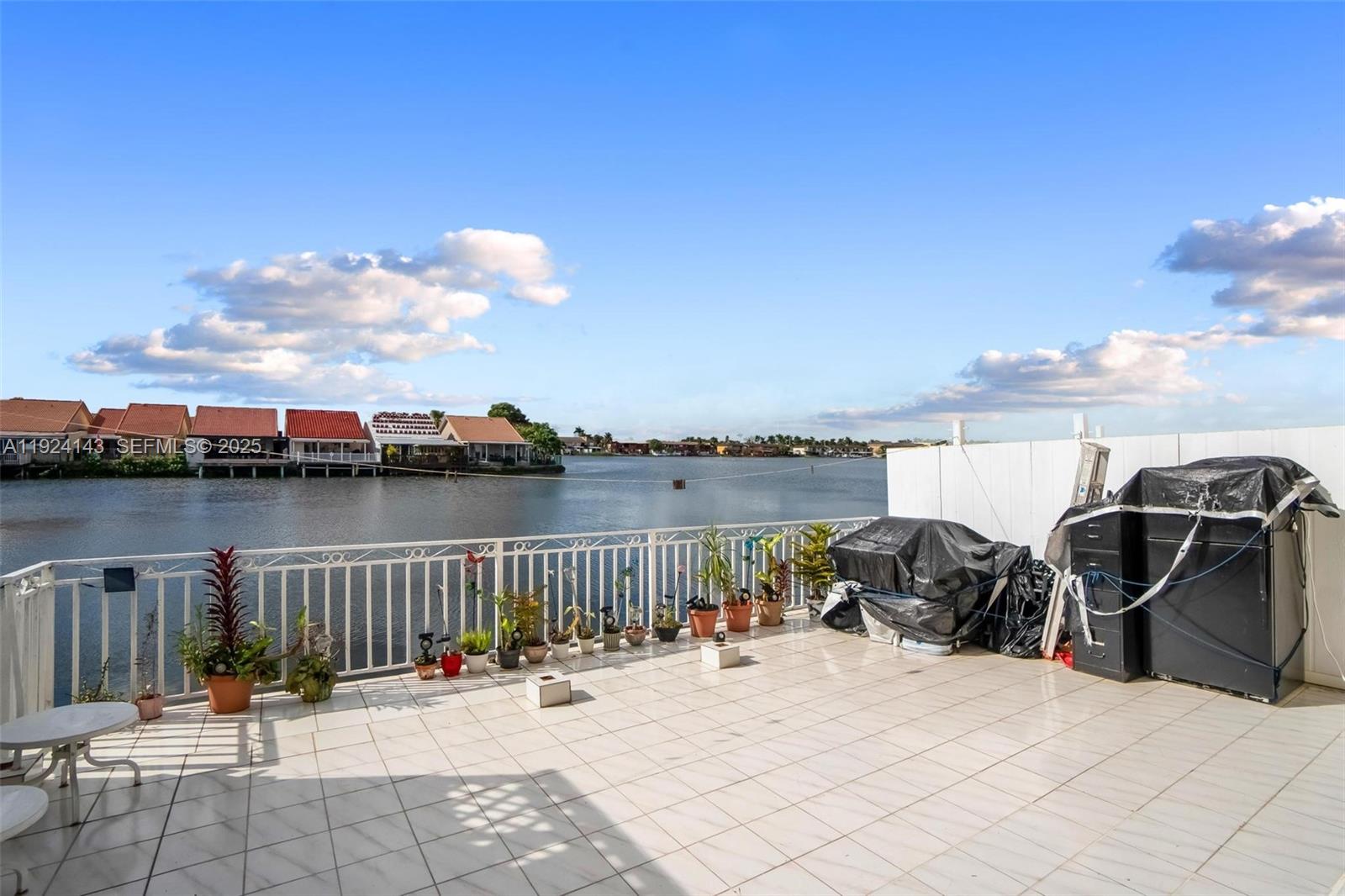 VISTA ALEGRE TOWNHOMES CO - Residential