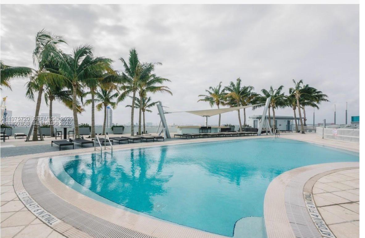 900 BISCAYNE BAY CONDO - Residential