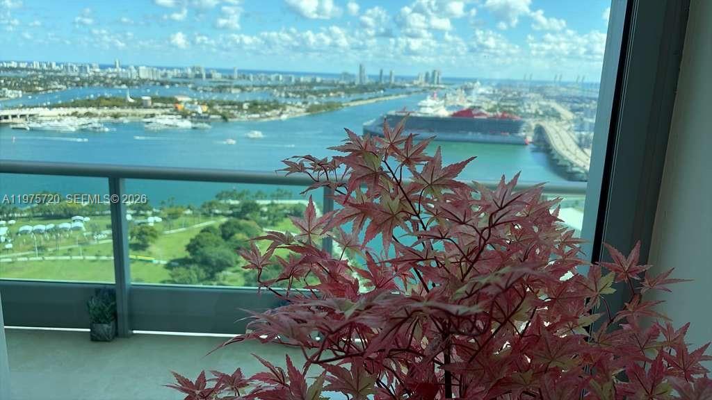 900 BISCAYNE BAY CONDO - Residential