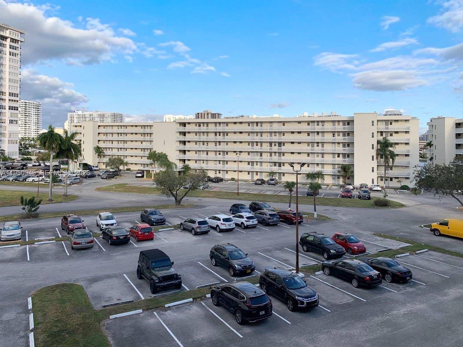 POINT EAST SEC II CONDO - Residential