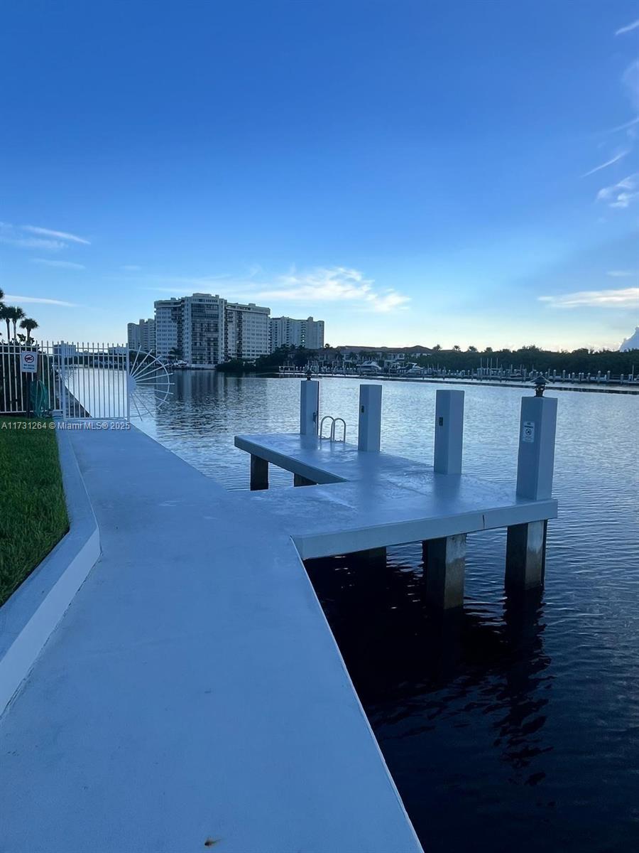 BOCA QUAY PH 3 - Residential