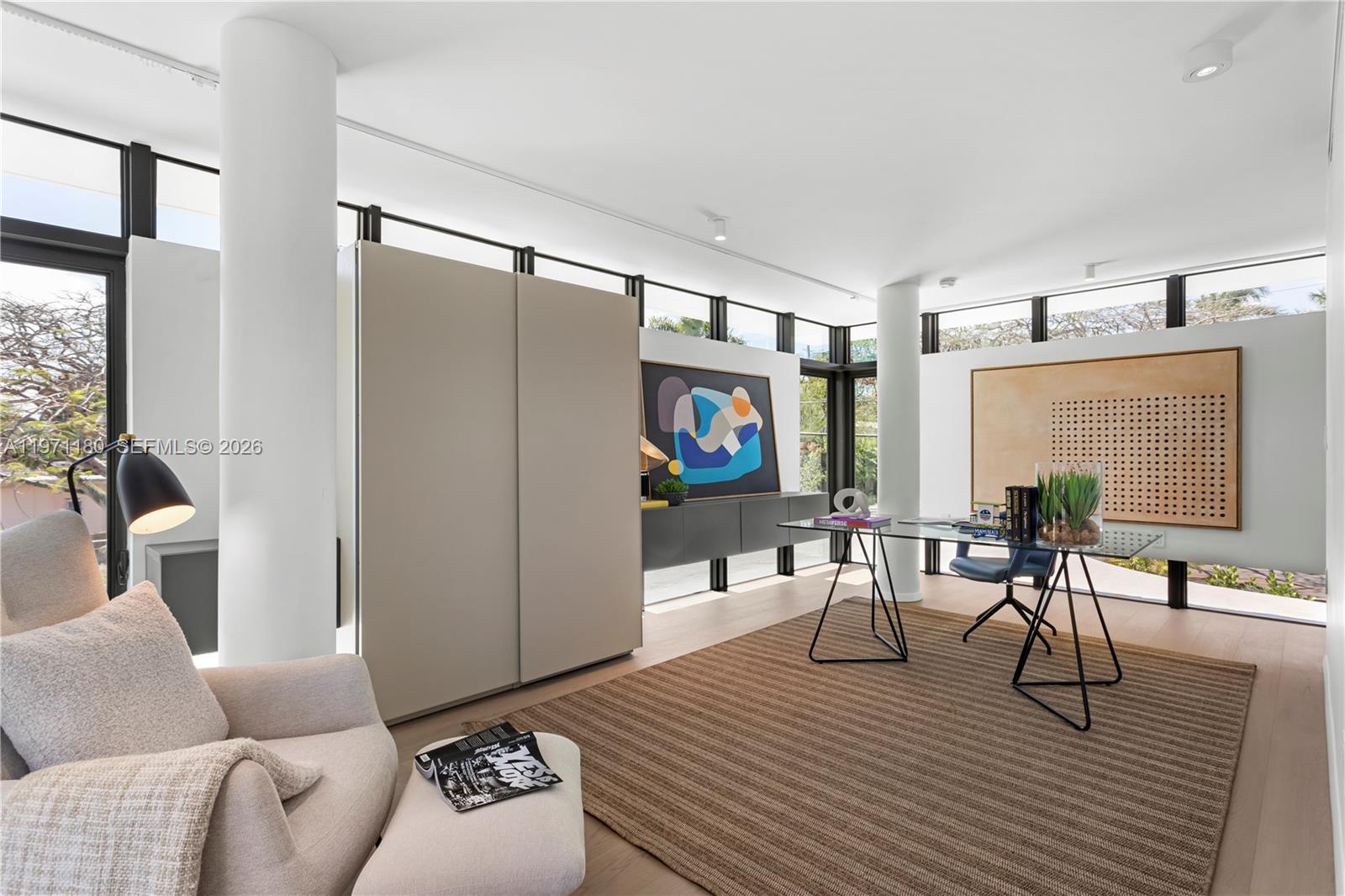 BAYSHORE PLAZA UNIT NO 6 - Residential