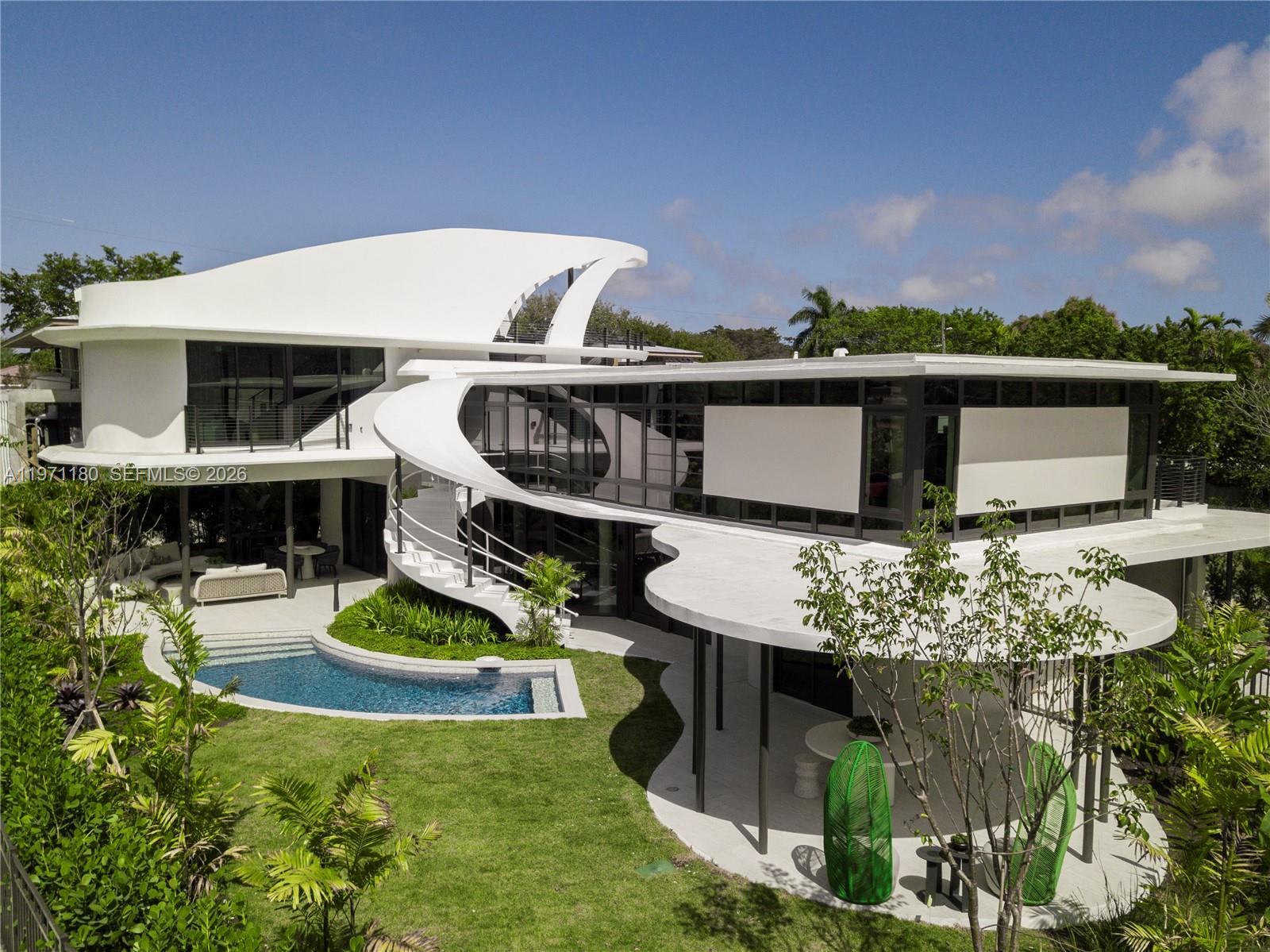 BAYSHORE PLAZA UNIT NO 6 - Residential