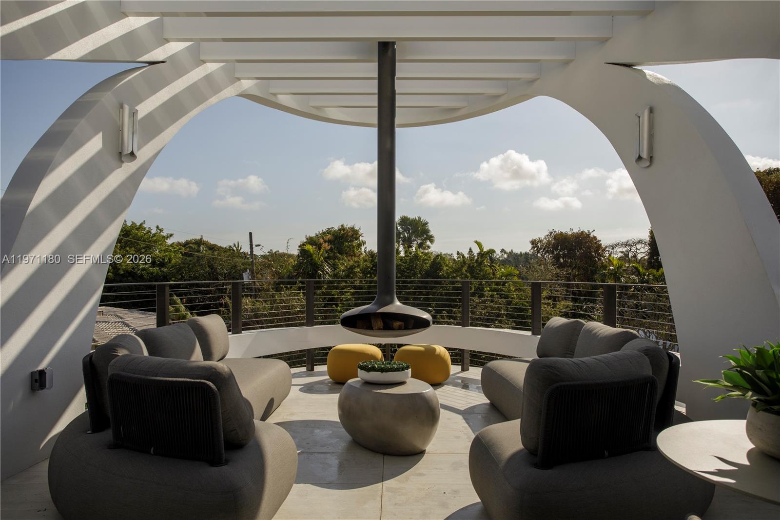 BAYSHORE PLAZA UNIT NO 6 - Residential