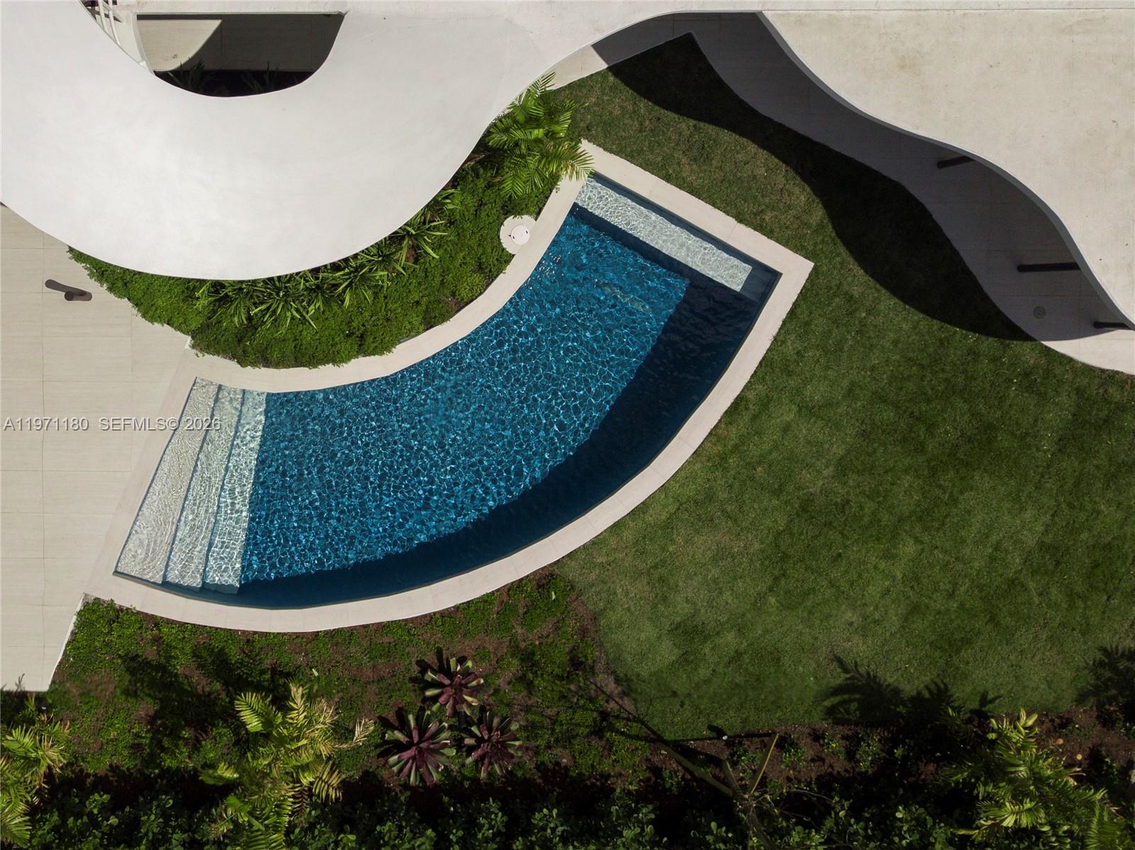 BAYSHORE PLAZA UNIT NO 6 - Residential