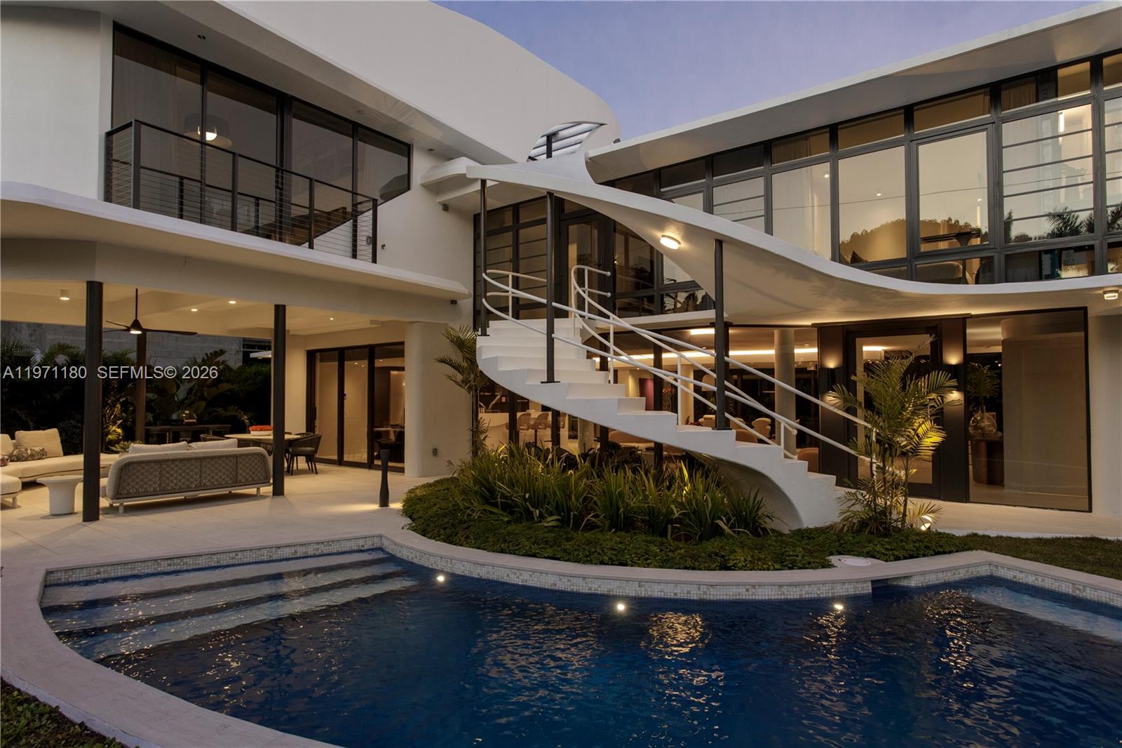 BAYSHORE PLAZA UNIT NO 6 - Residential