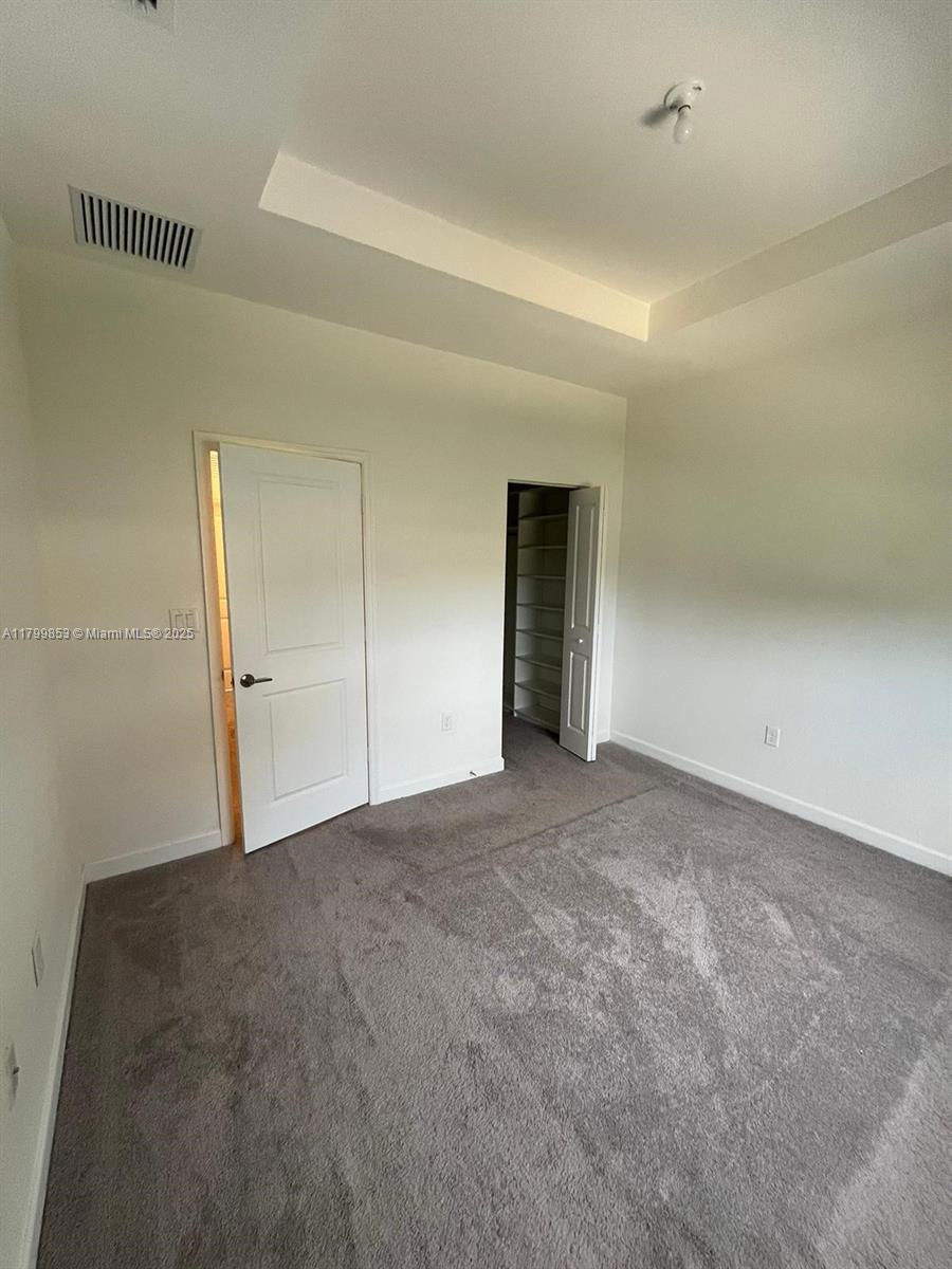 ENCLAVE SOUTH PHASE 2 - Residential Lease