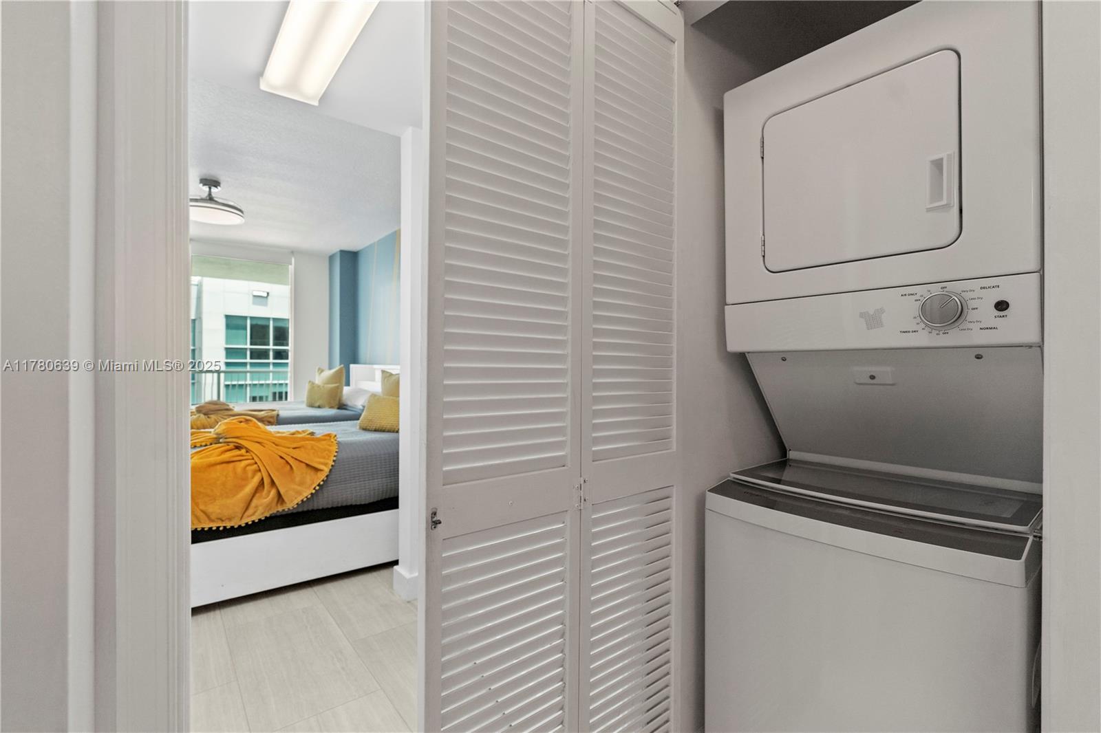 THE CLUB AT BRICKELL BAY - Residential