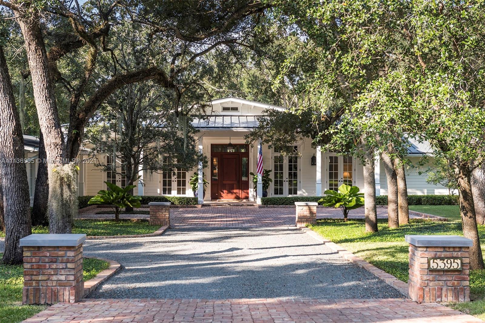 SNAPPER CREEK LAKES SUB - Residential