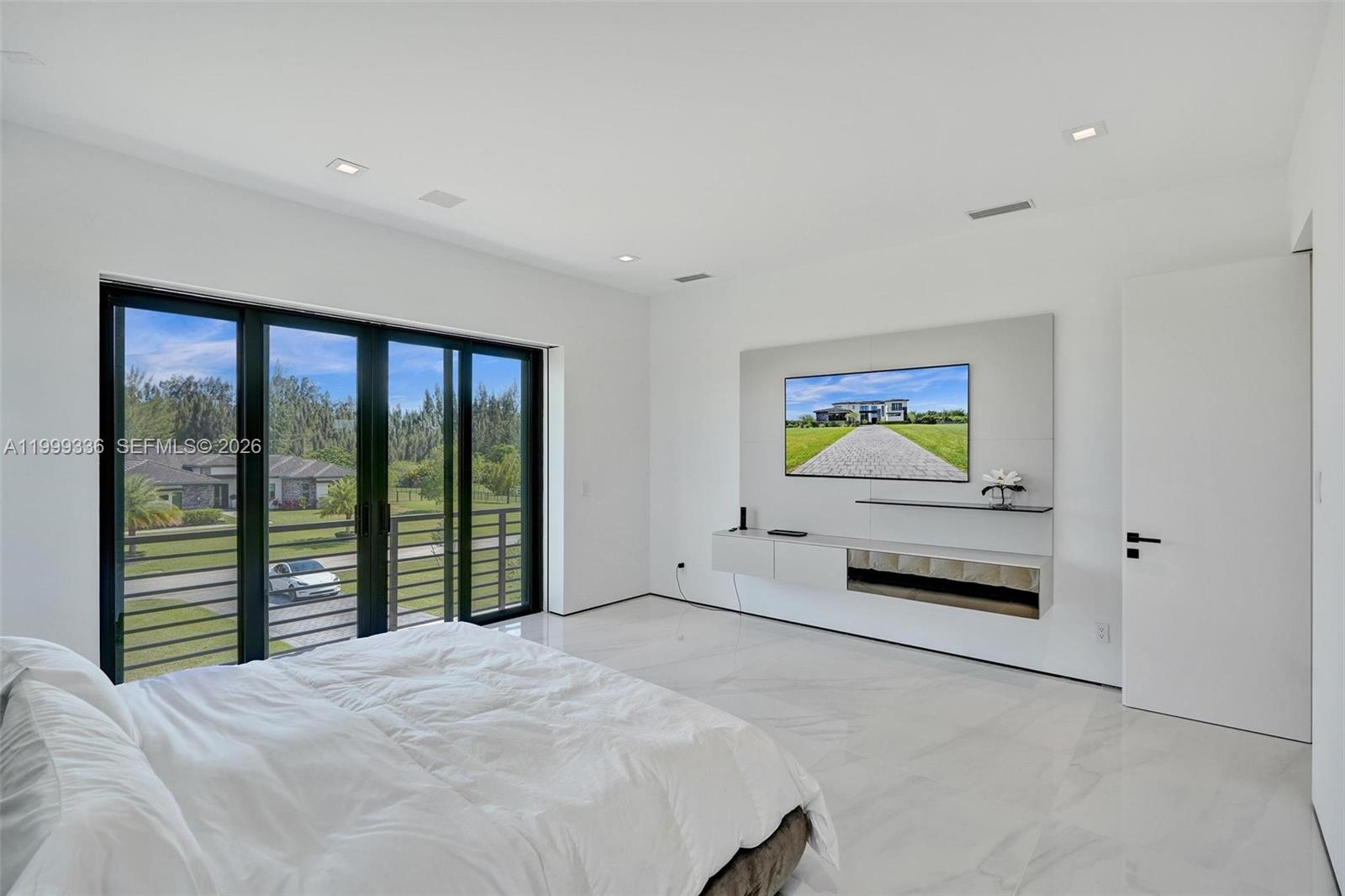 CLINGANS COVE - Residential